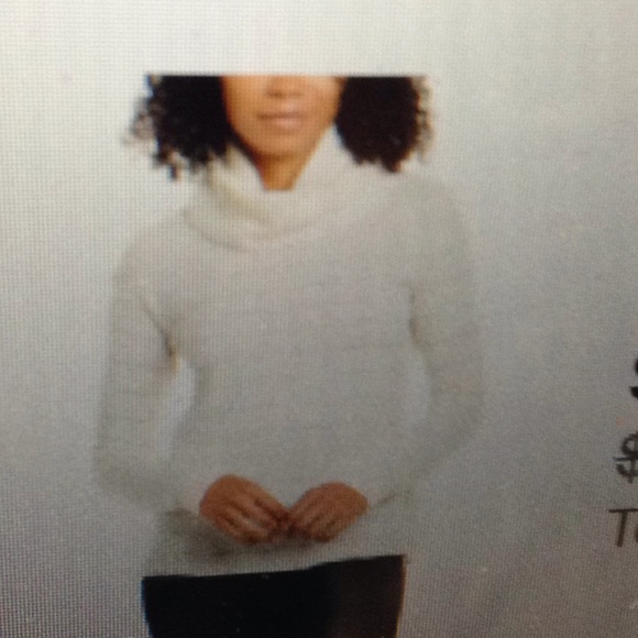 IvoryStripe Long Sleeve Cowl Neck Cashmere Sweater - Picture 3 of 3